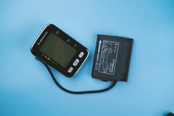 Tonometr avtomaticheskiy MEDICO BSP-13