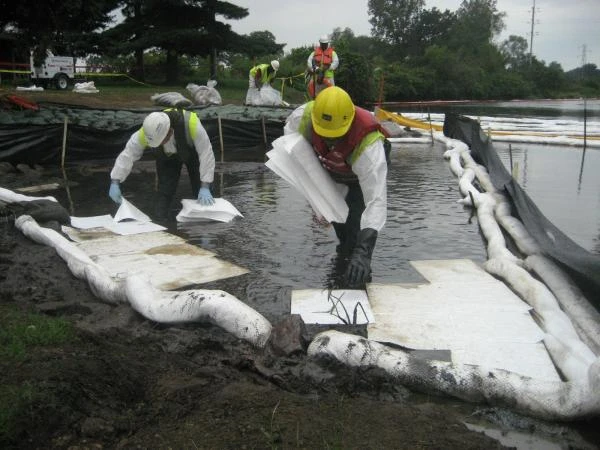 Ультра-эффективные гидрофобные сорбирующие салфетки для борьбы с разливами нефтепродуктов