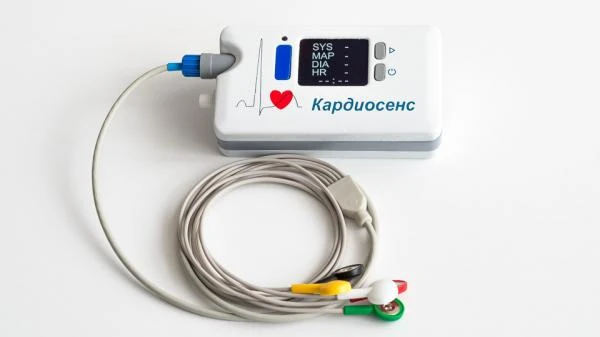 Xolterovskiy monitor EKG i EKG+AD