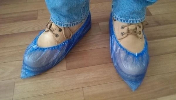 Бахилы - защитные чехлы из цельного полиэтилена