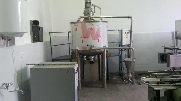 Mikser Gomogenizator prostoy