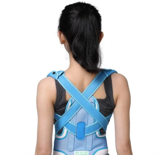 Korreksiya detskoy osanki s pomoshyu korseta