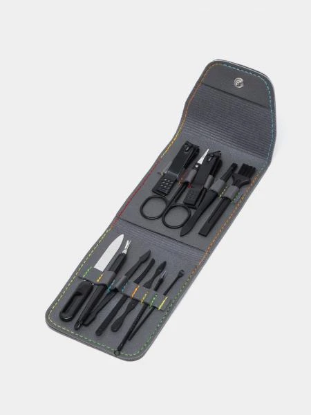 Набор для маникюра и педикюра, 12 предметов в футляре.