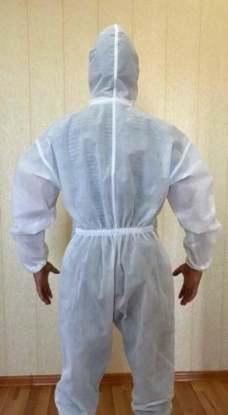 Medisinskiy kombinezon spanbond