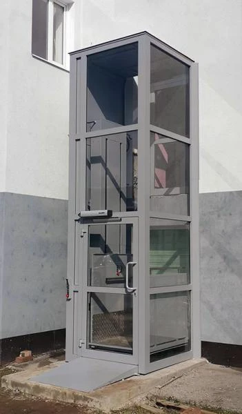 Kartridj s jidkim milom-penoy dlya dispenserov TORK-1000 ml