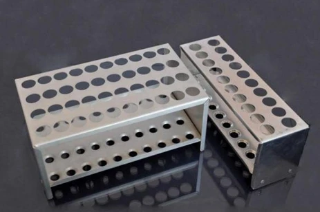 Shtativi metallicheskie na 10 gnezd