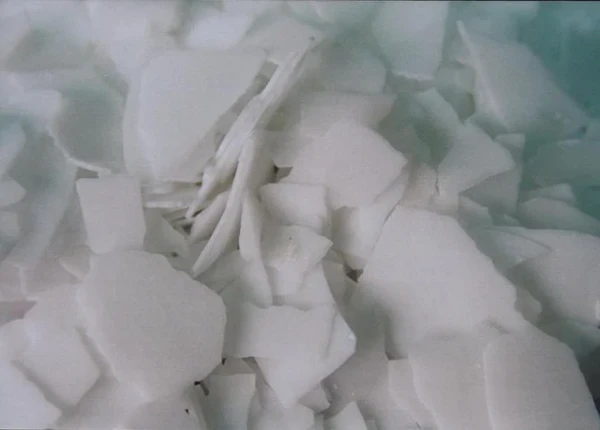 Litiy gidrookis (litiy yedkiy)