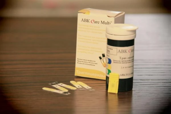 Test-poloski dlya opredeleniya trigliseridov ABK Care Multi № 25