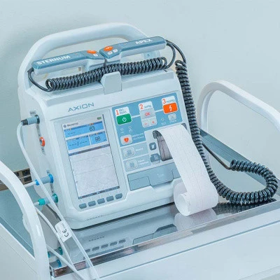 Дефибриллятор-монитор ДКИ-Н-11 "Аксион"