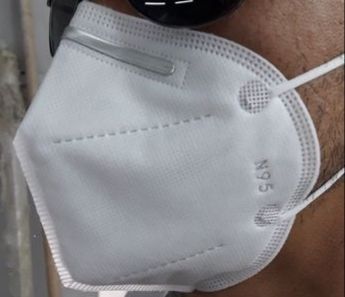 Респираторные маски N95 с фиксатором