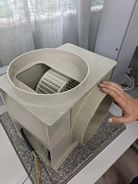 Вытяжные химические шкафы герметичные