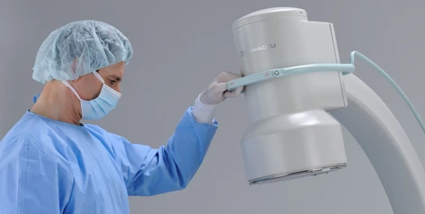 Peredvijnaya rentgenoxirurgicheskaya sistema SHIMADZU OPESCOPE ACTENO (Yaponiya)
