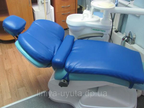 Стоматологическое кресло