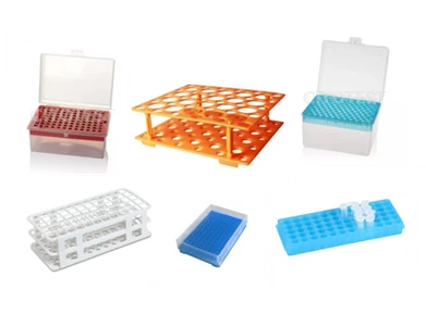 Har xil turdagi va hajmdagi probirkalar uchun tokchalar